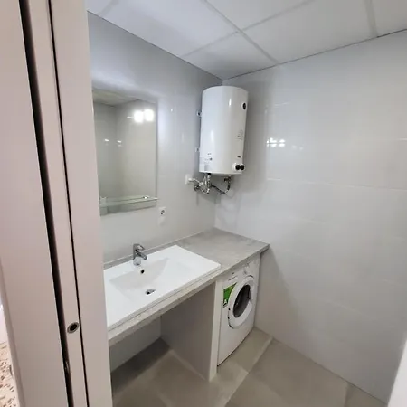 Estudio Centrico Cerca Playa شقة *