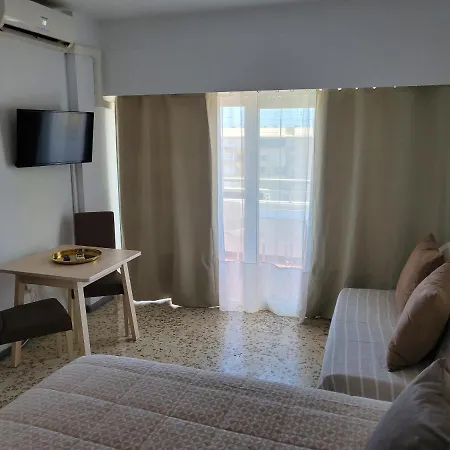 Estudio Centrico Cerca Playa 아파트